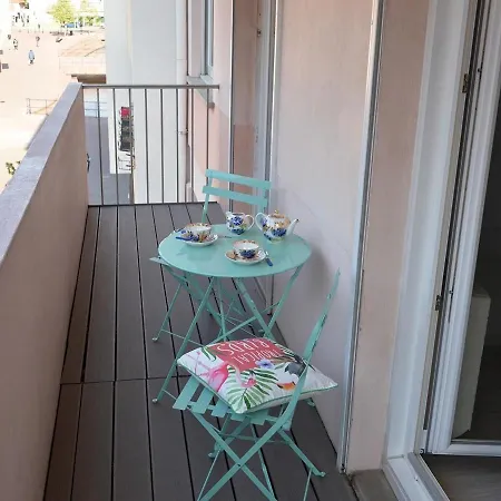 Holiday home De Luxe En Hyper-centre Avec 3 Chambres, Balcon, Parking, Proche Musee Unterlinden - Fr-1-744-37 *