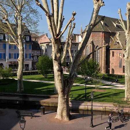 De Luxe En Hyper-centre Avec 3 Chambres, Balcon, Parking, Proche Musee Unterlinden - Fr-1-744-37 Colmar